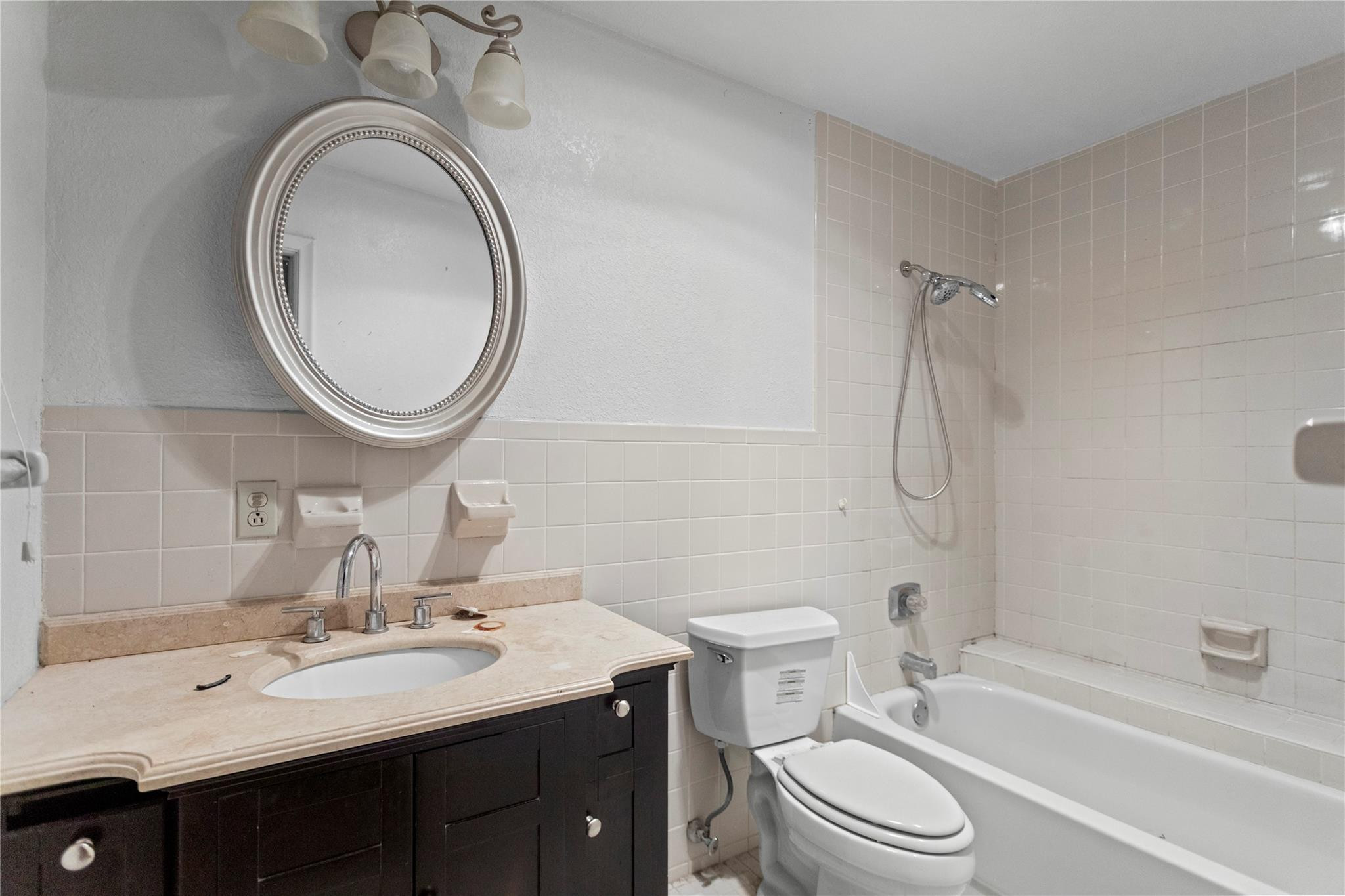 Flair Sub 2 51-38 B - Residential