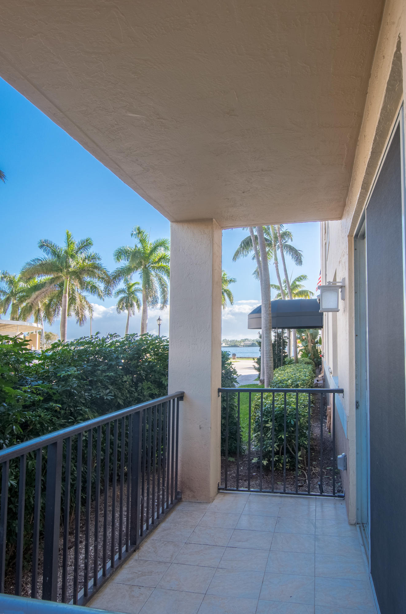 FLAGLER POINTE CONDO - Residential Lease