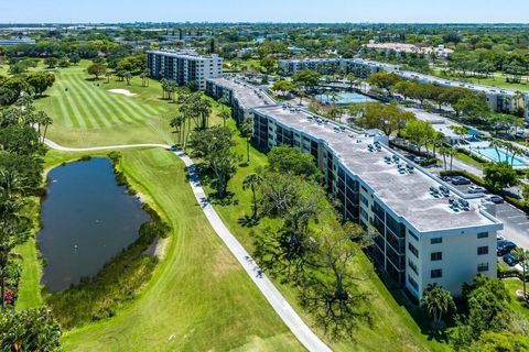 A home in Deerfield Beach