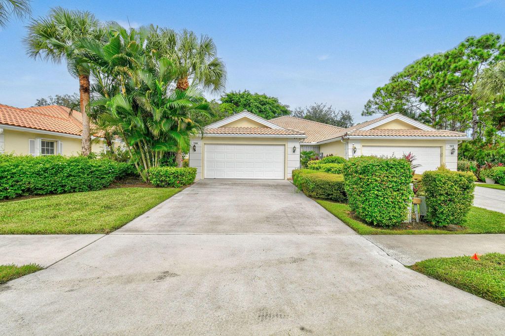 Photo of 7880 SE Peppercorn Court, Hobe Sound, FL 33455 (MLS # R11129628)