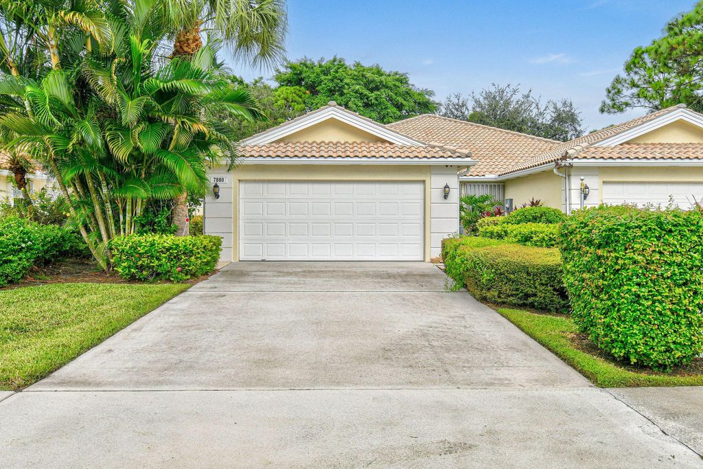 Photo of 7880 SE Peppercorn Court, Hobe Sound, FL 33455 (MLS # R11129628)