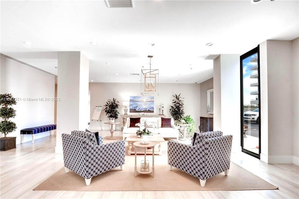 WATER GLADES CONDO - Residential