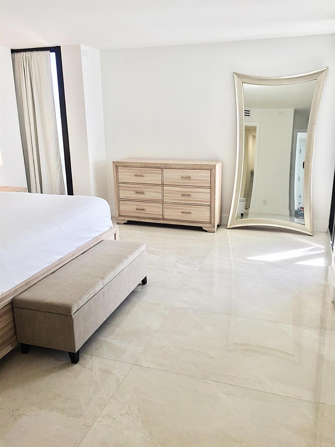 WATER GLADES CONDO - Residential