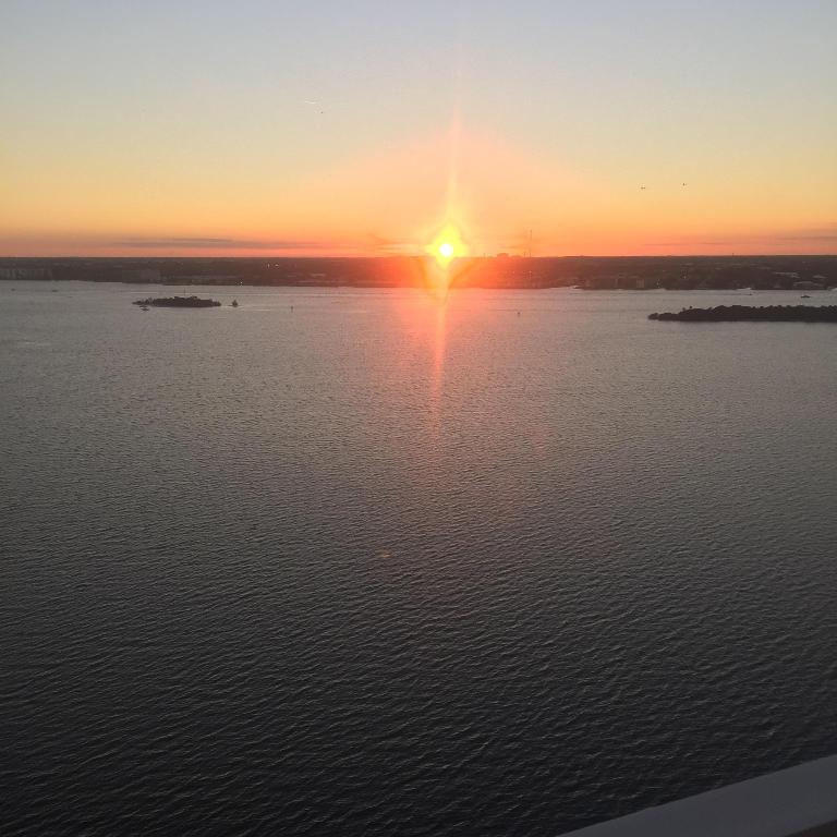 5550 N Ocean Drive 22b