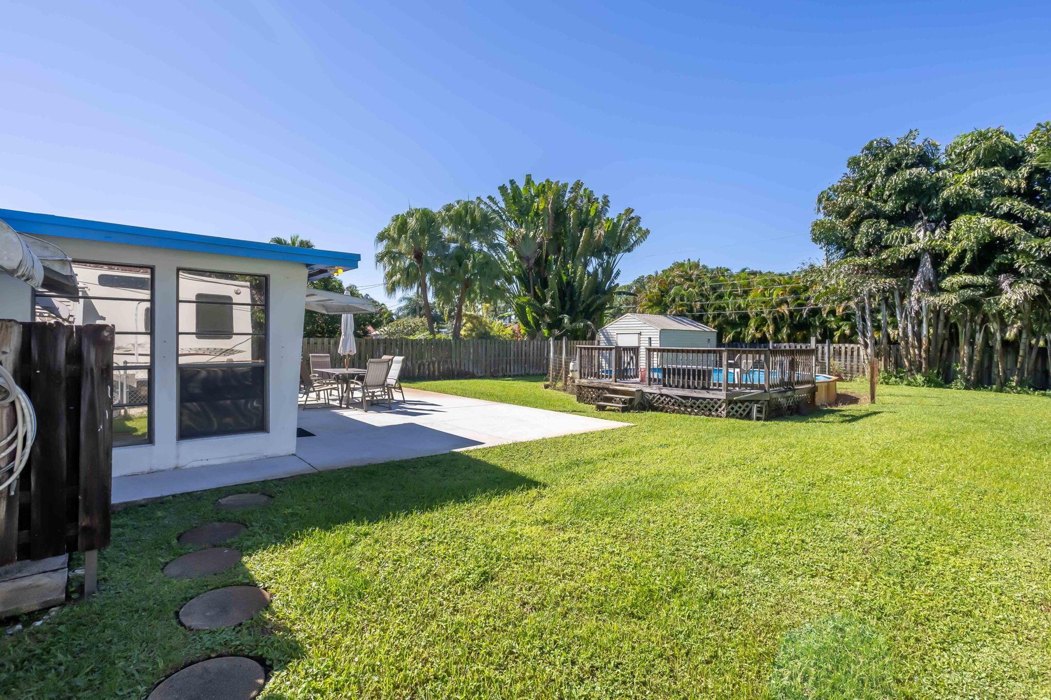 FLORIDA GARDENS 3 - Residential