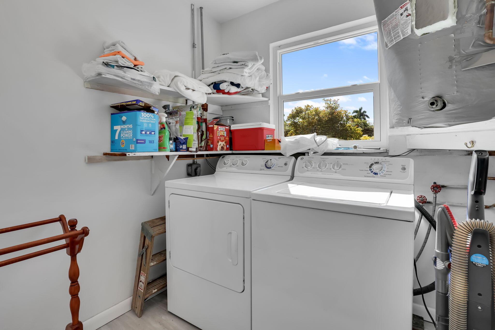 FLORIDA GARDENS 3 - Residential