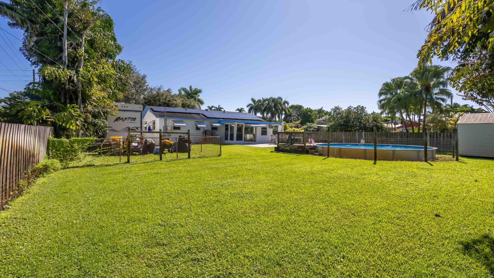 FLORIDA GARDENS 3 - Residential