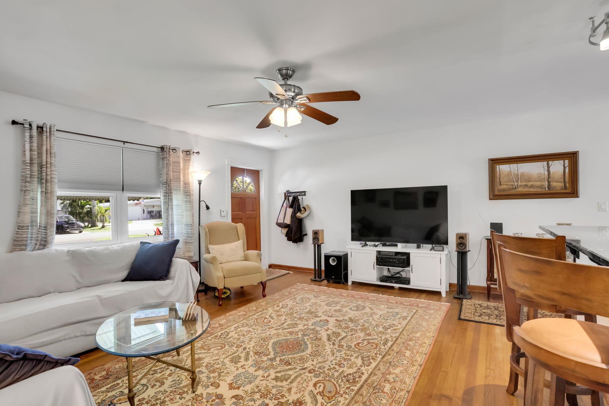 FLORIDA GARDENS 3 - Residential