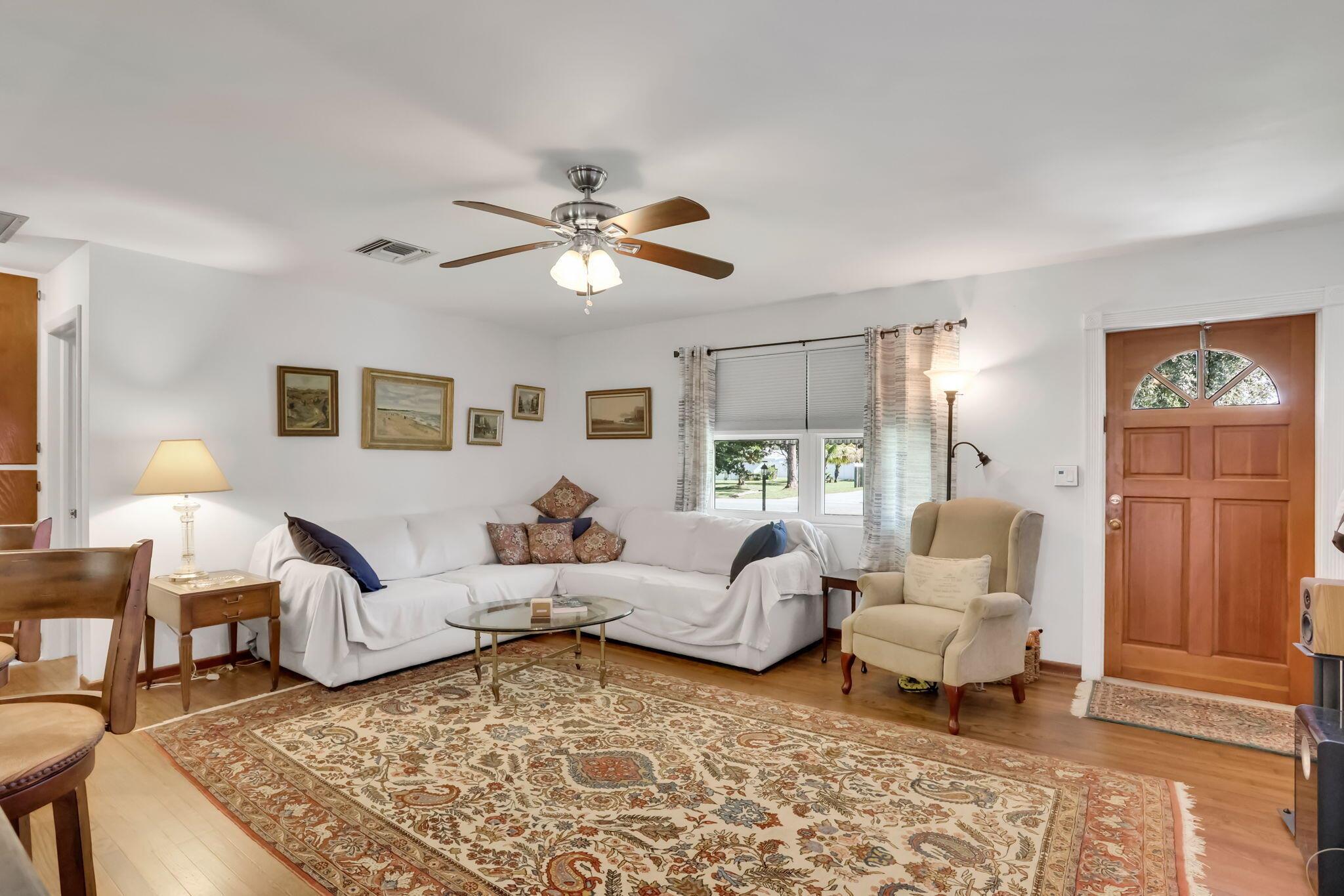 FLORIDA GARDENS 3 - Residential