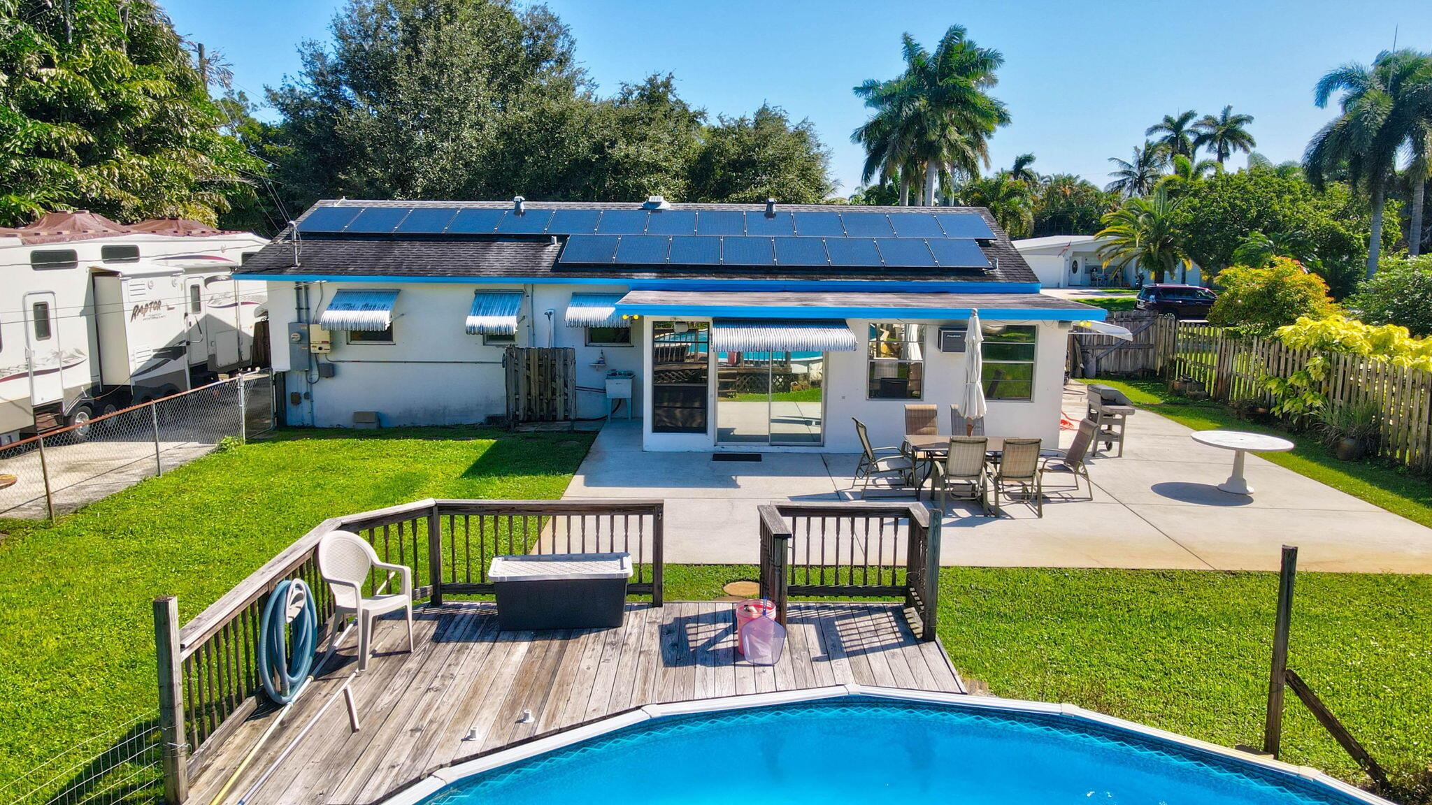 FLORIDA GARDENS 3 - Residential