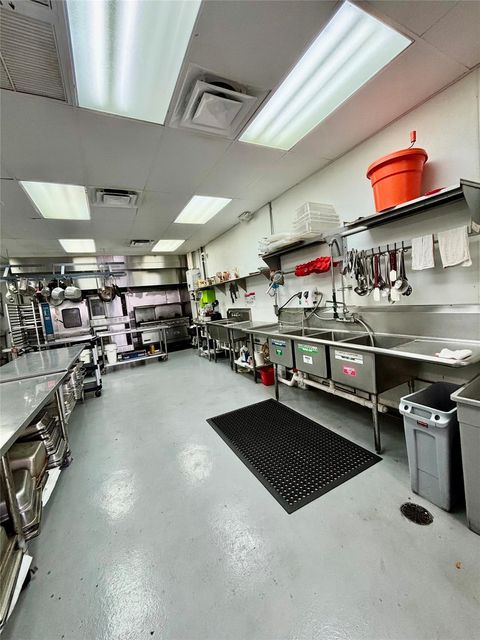 7188 SW 47th St Miami FL 33155