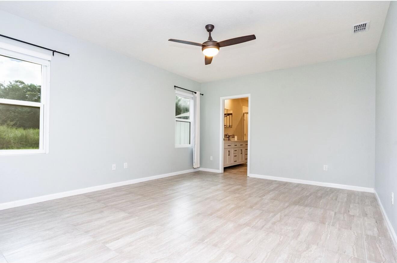 4133 Keeson Circle W