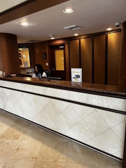 3400 NE 192 710 Aventura FL 