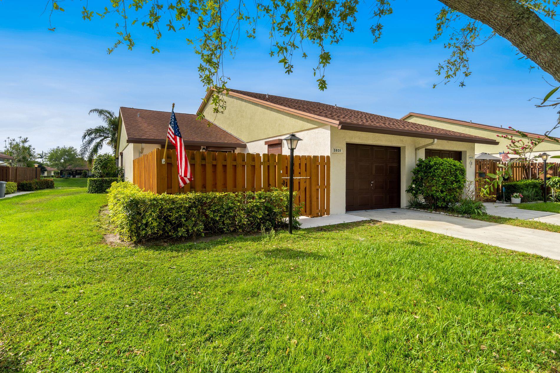 3830 Cocoloba Lane