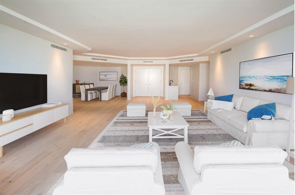 Fantastic opportunity to purchase beautifully renovated 3 bedroom, 3 bathroom 3200+/- condo with ocean and lake views in the newly renovated and sought after full service Palm Beach Hampton. With only 81 units on 800+/- feet of oceanfront, live in your own private resort.