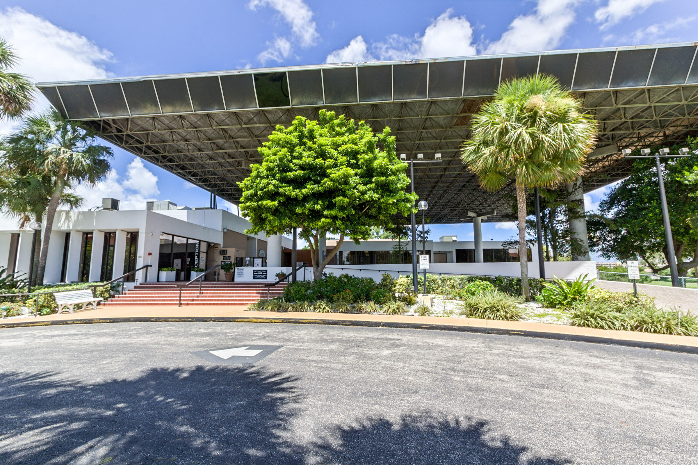 CONDOMINIUM 8 OF ENVIRON II - Residential Lease