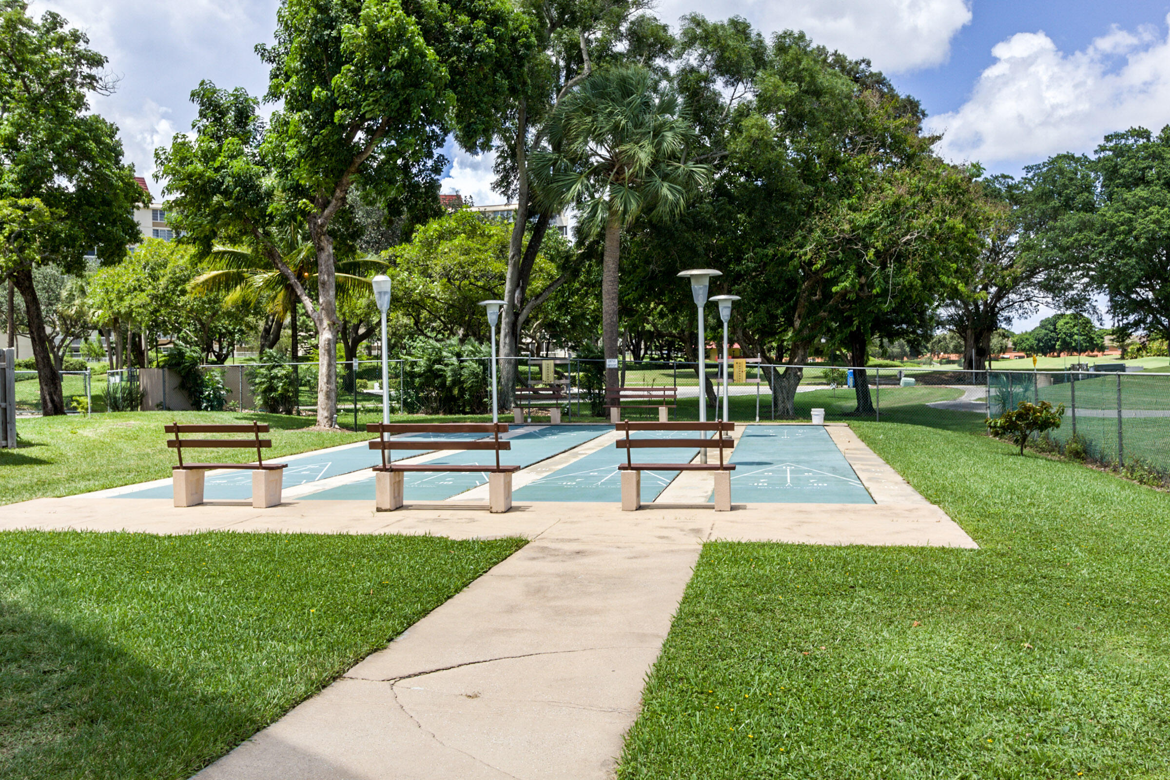 CONDOMINIUM 8 OF ENVIRON II - Residential Lease