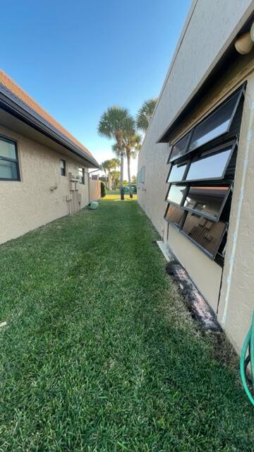 GOLDEN LAKES VILLAGE COND - Residential