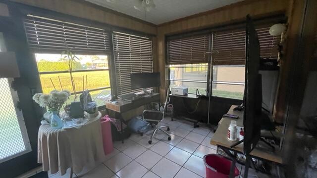 GOLDEN LAKES VILLAGE COND - Residential