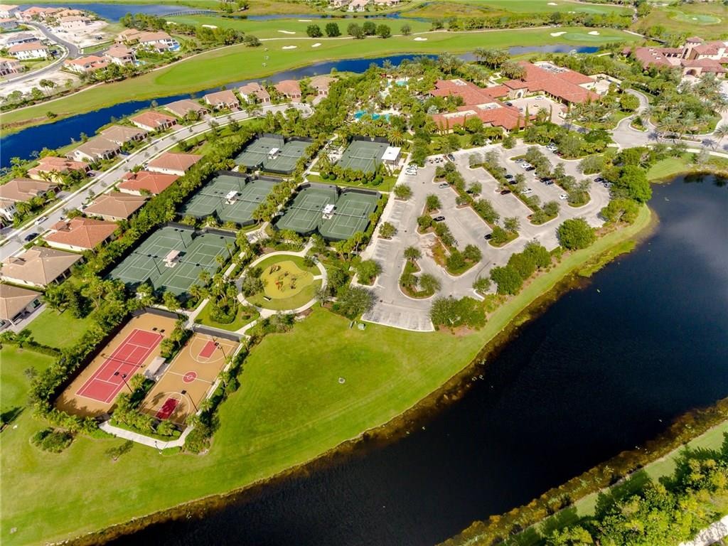 Parkland Golf & Country C - Residential