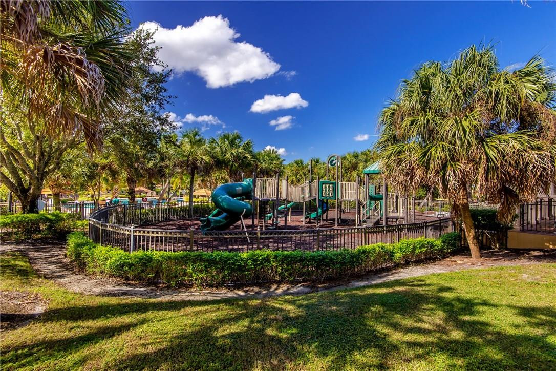 Parkland Golf & Country C - Residential