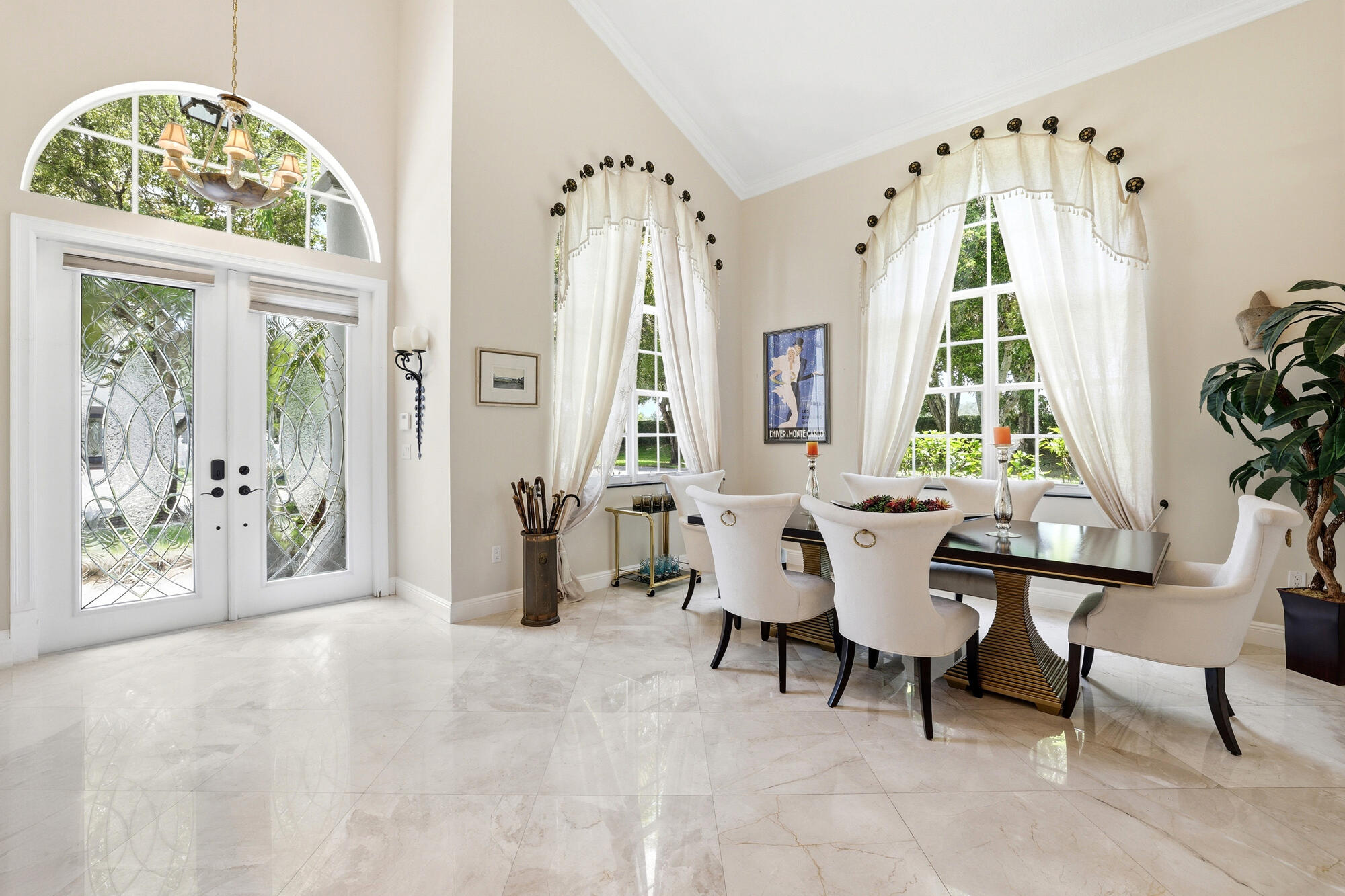 9867 Woolworth Court