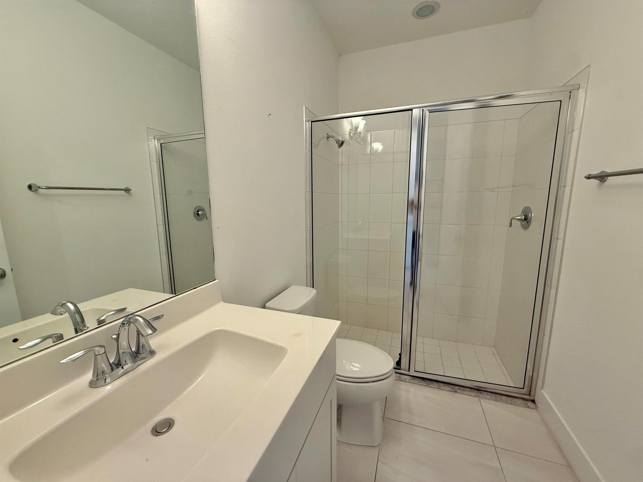 ALTON - Residential Lease