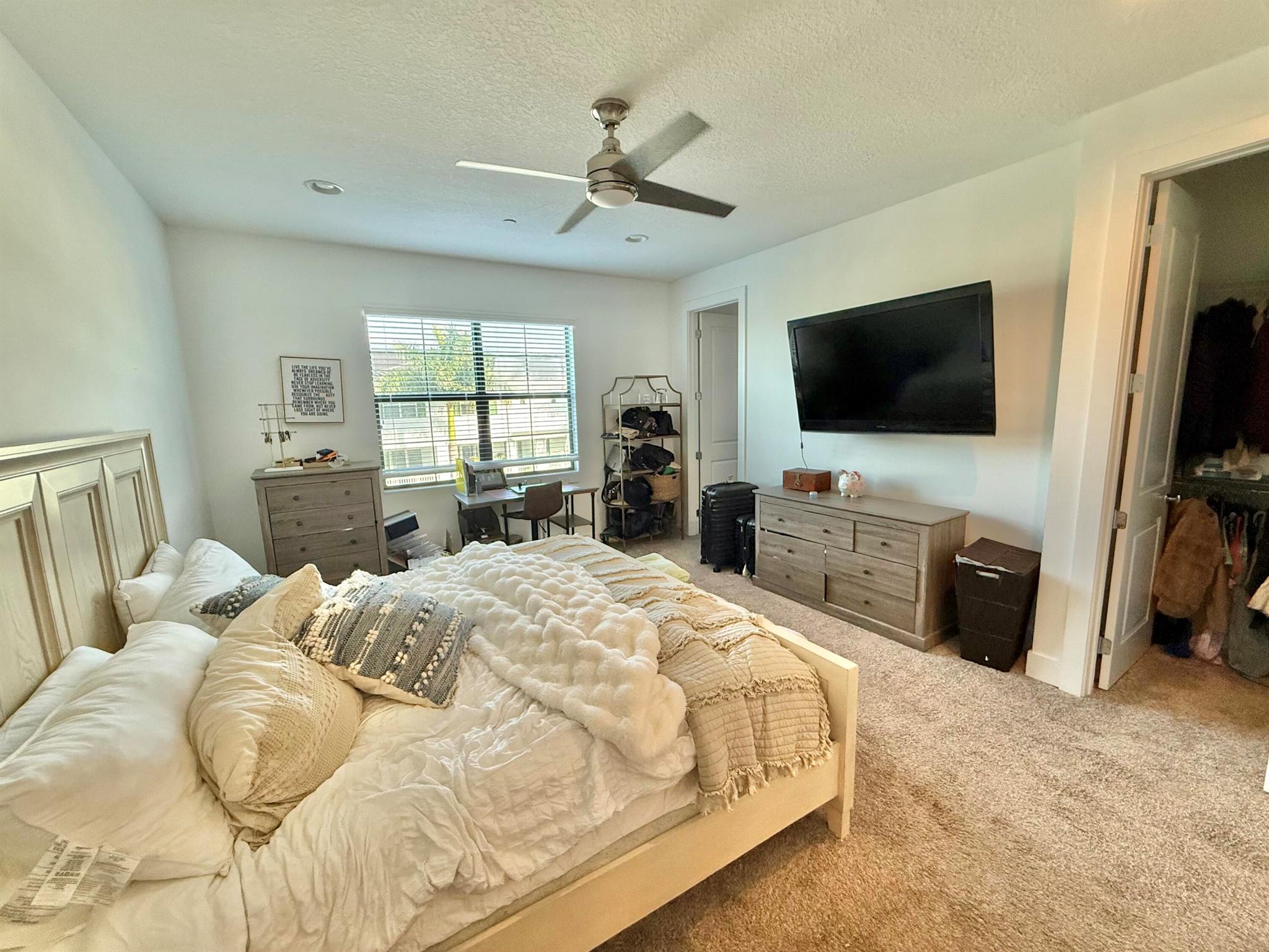 ALTON - Residential Lease