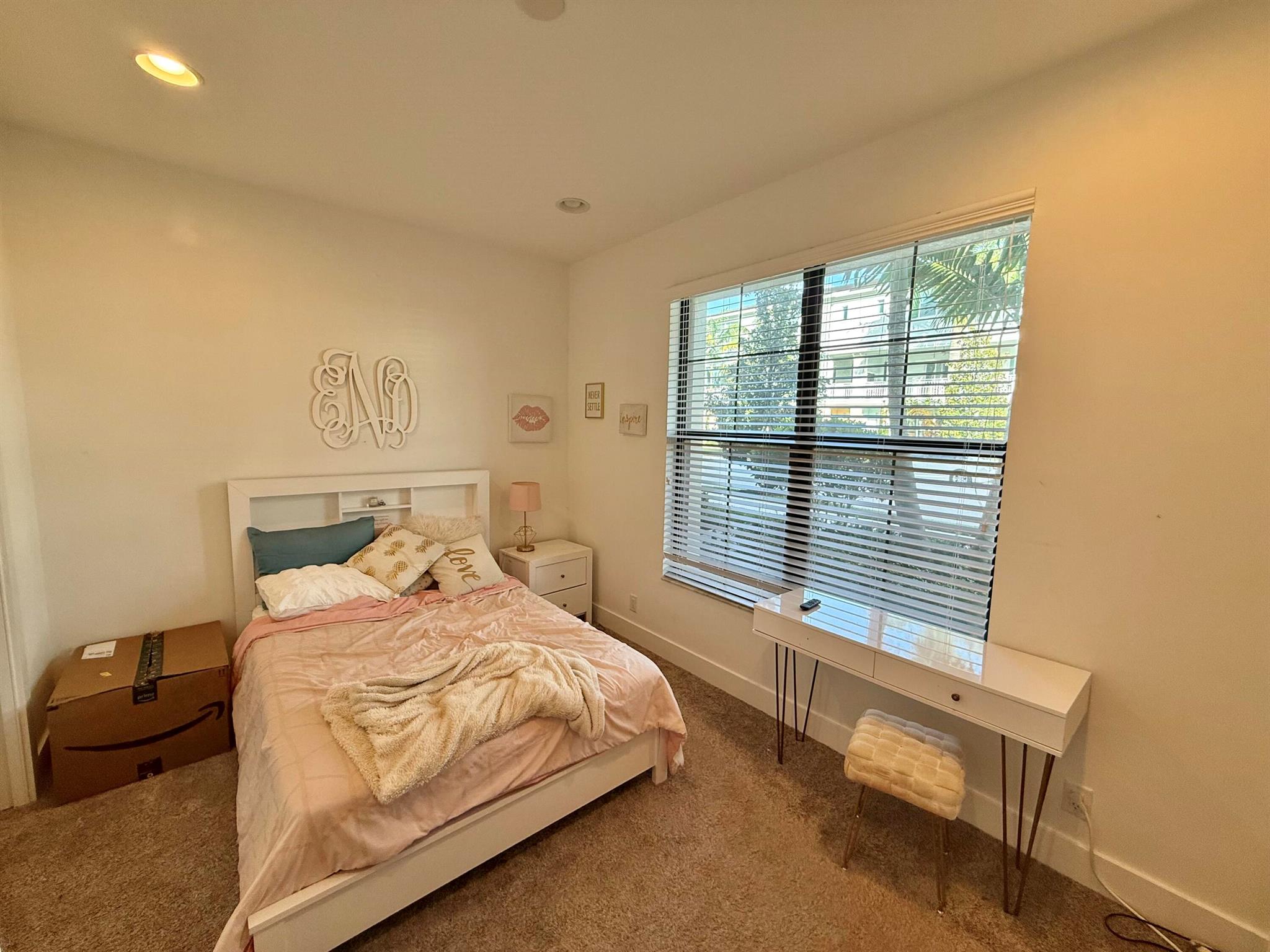 ALTON - Residential Lease