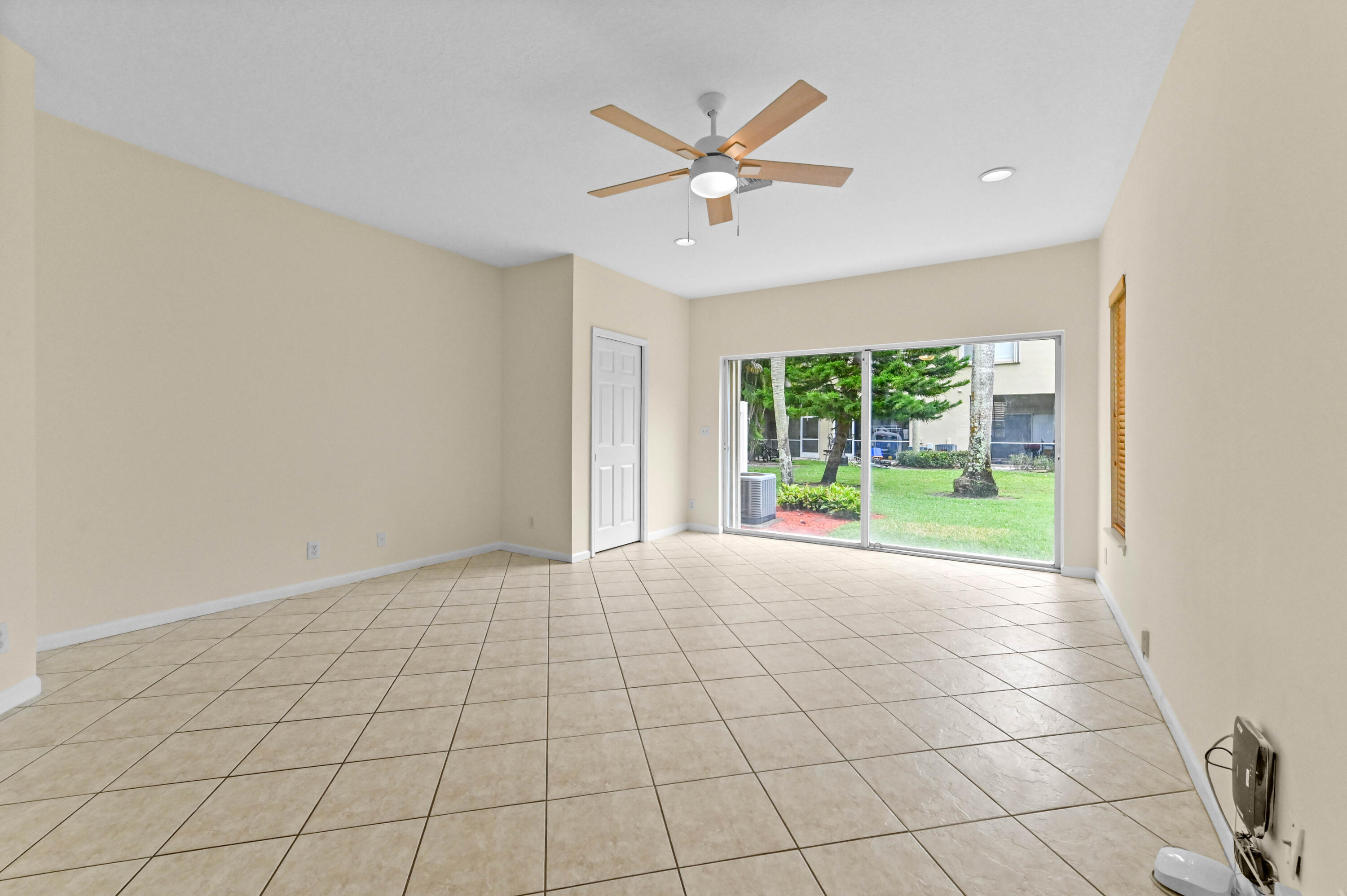 SMITHBROOKE - Residential