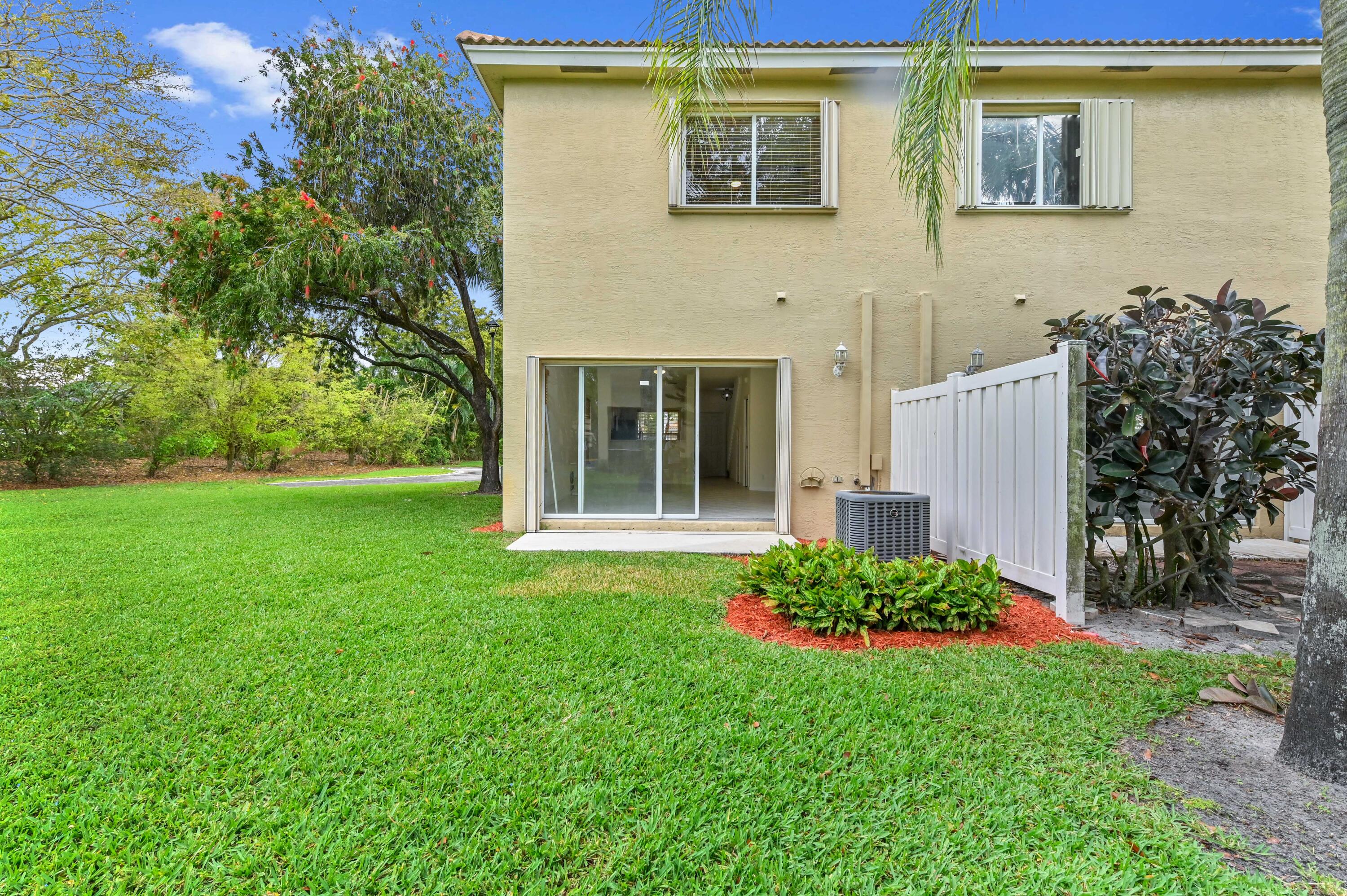 SMITHBROOKE - Residential