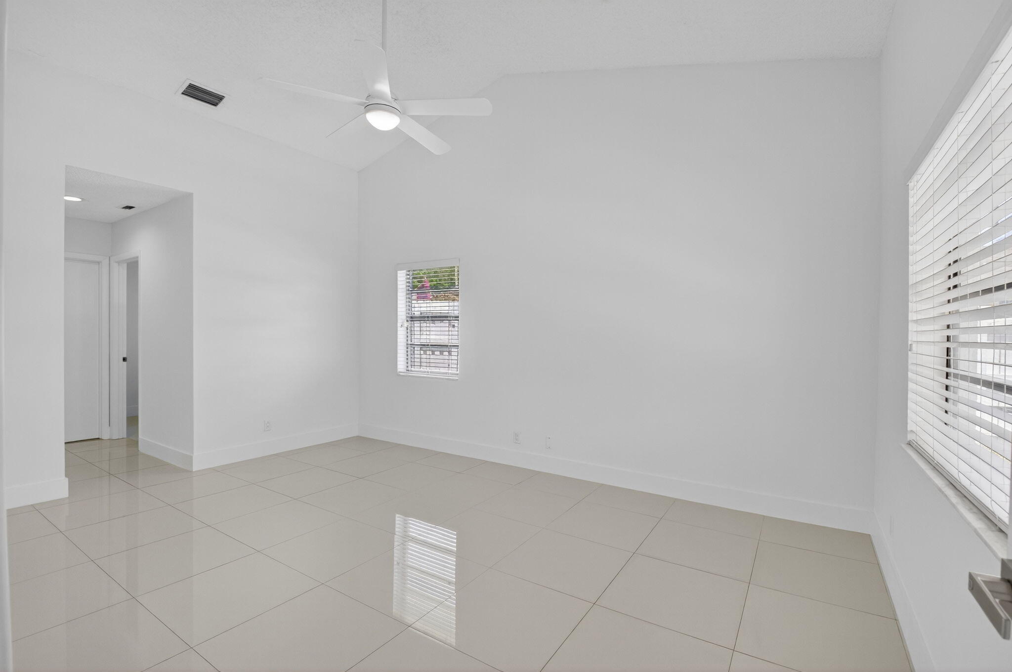 CONFERENCE RIDGE IN - Residential Lease