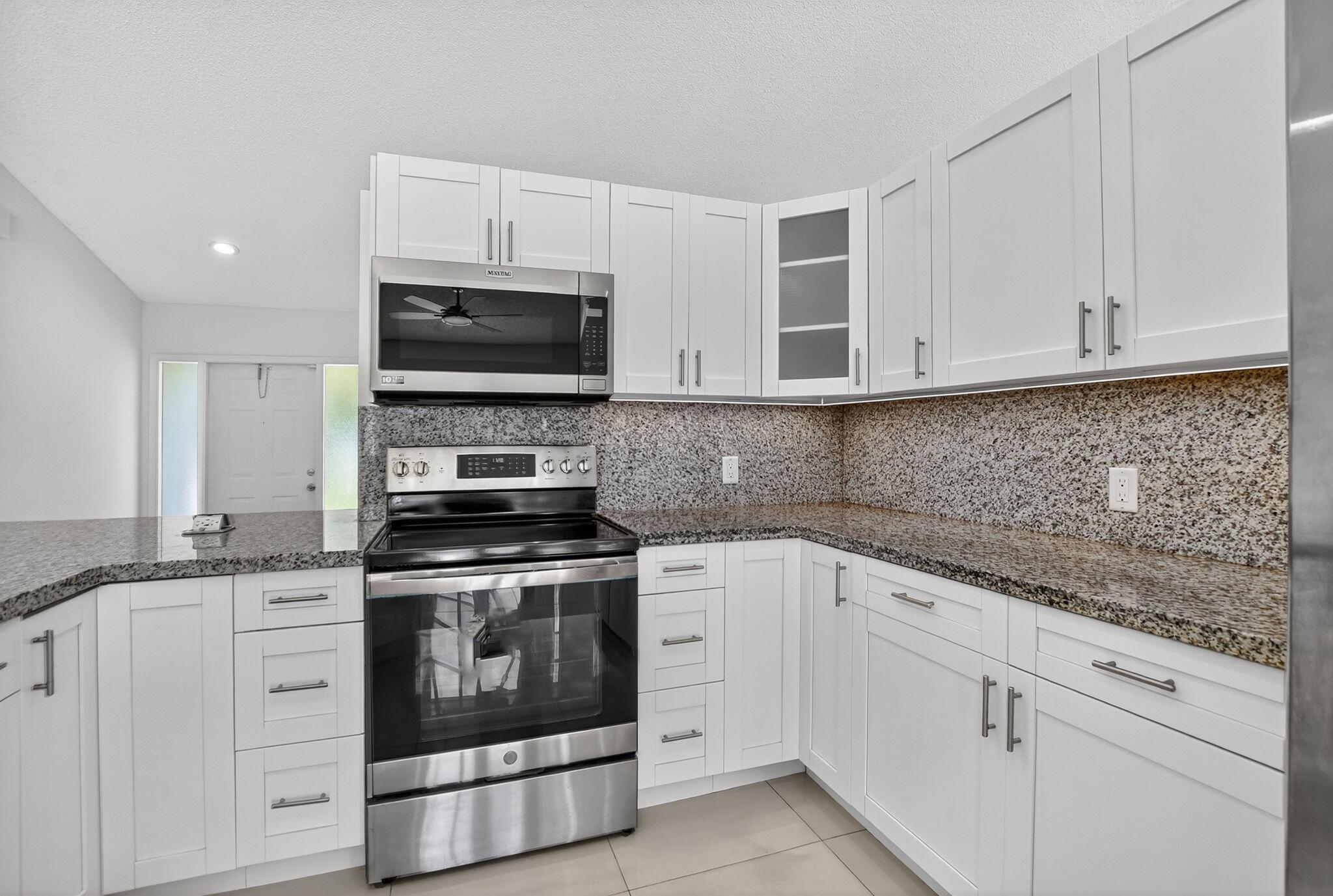 CONFERENCE RIDGE IN - Residential Lease