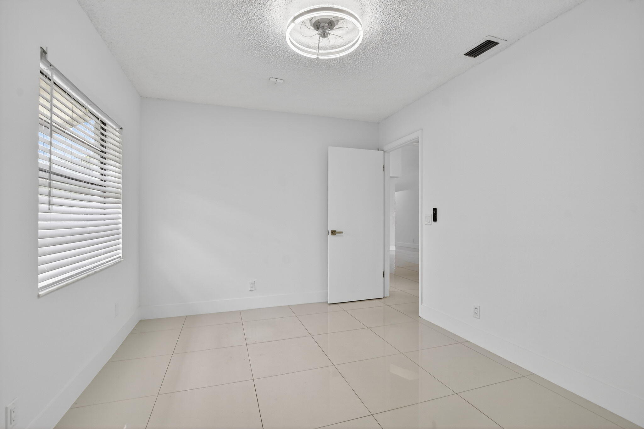 CONFERENCE RIDGE IN - Residential Lease