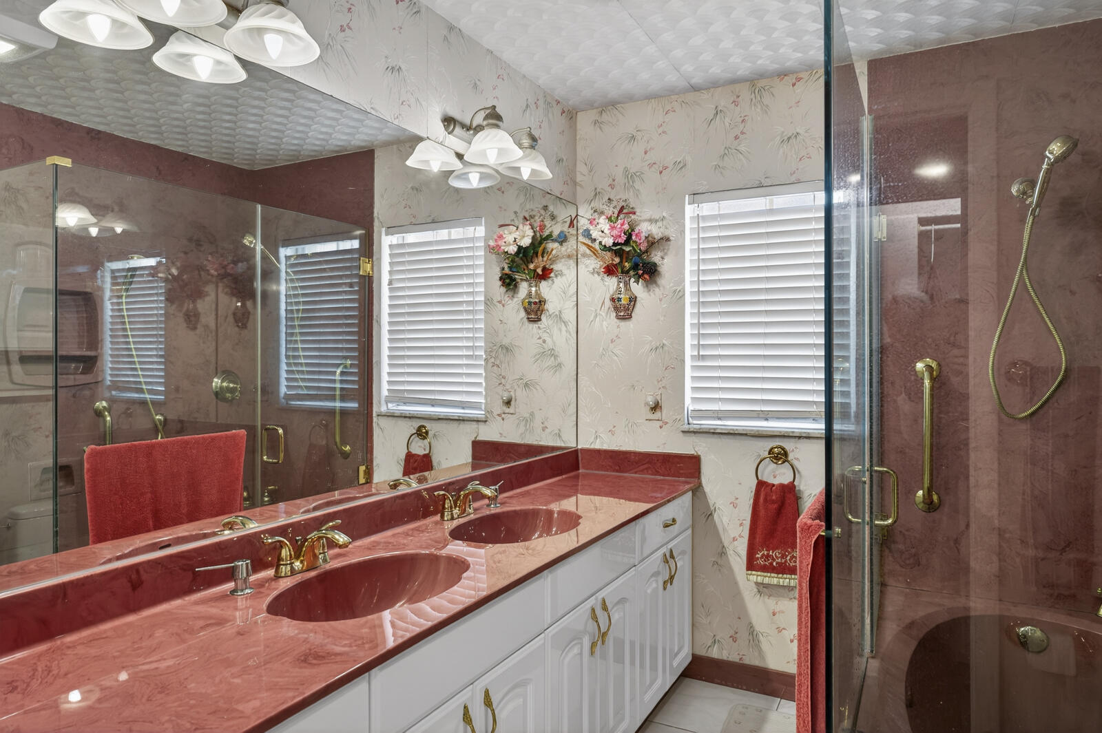 SURFSIDE ESTATES SUB - Residential