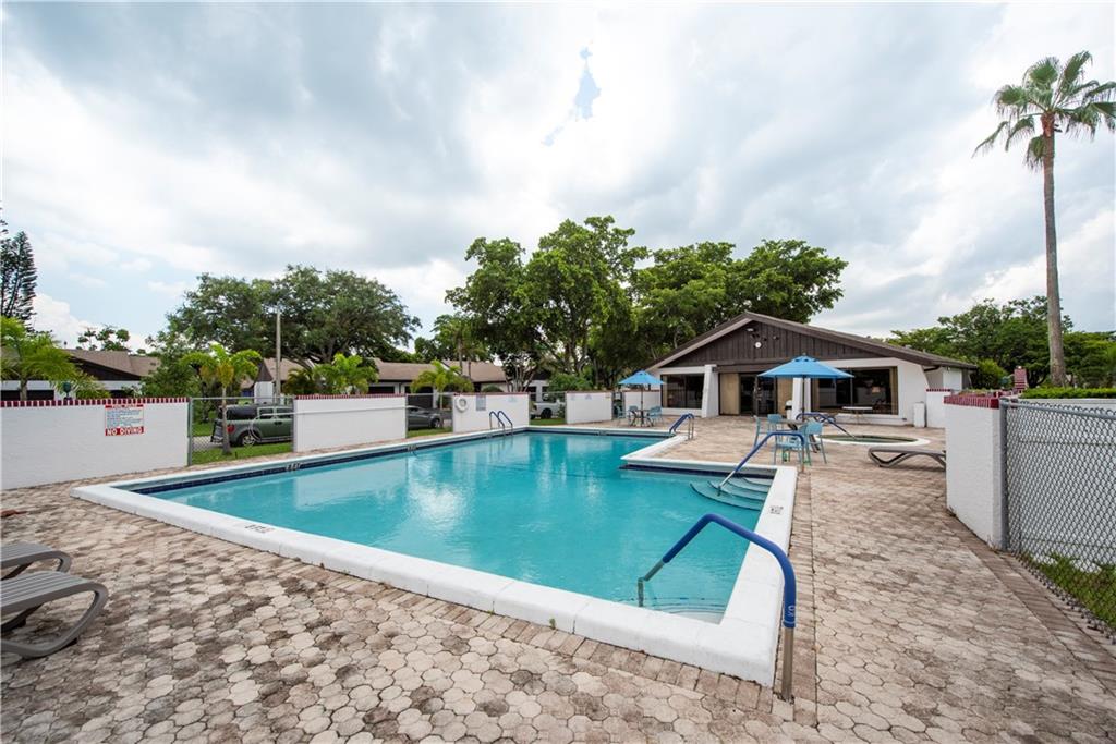 WEDGEWOOD - Residential