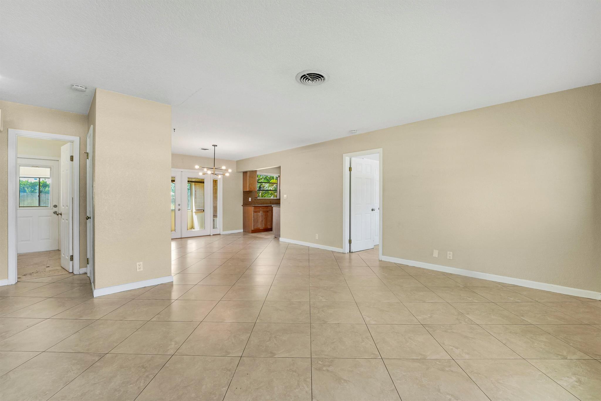 RIDGEWOOD HOMES - Residential