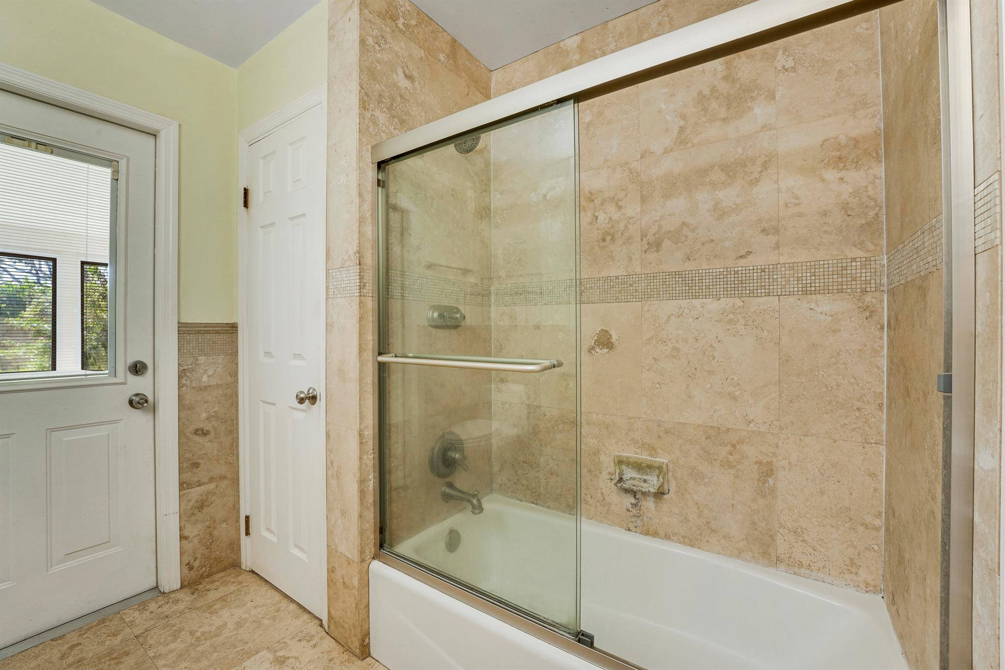 RIDGEWOOD HOMES - Residential