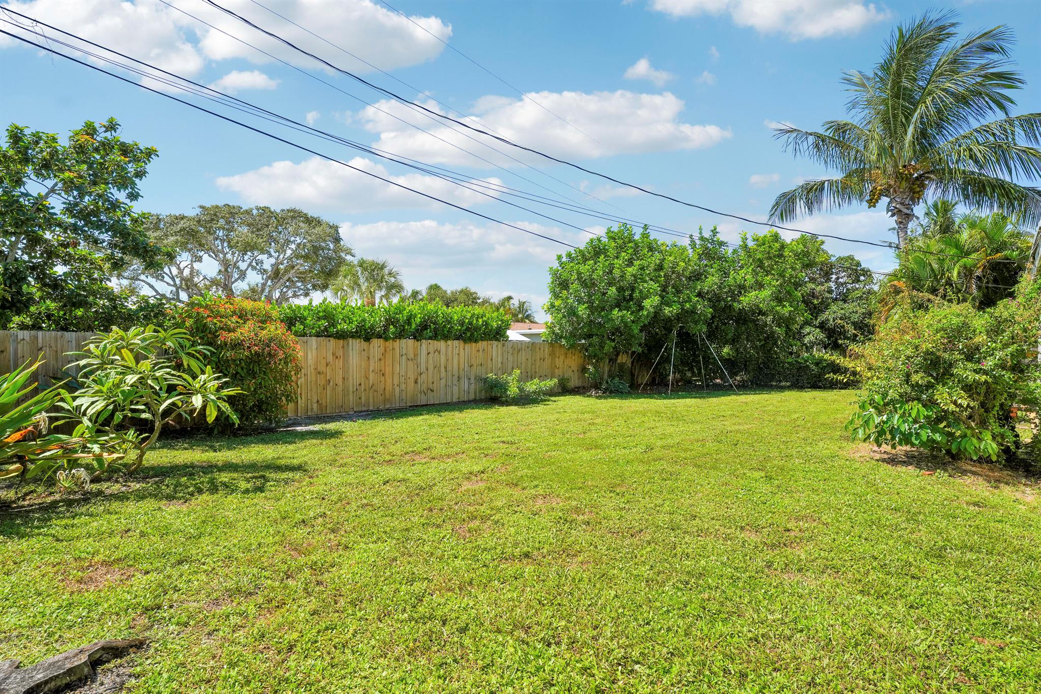 RIDGEWOOD HOMES - Residential