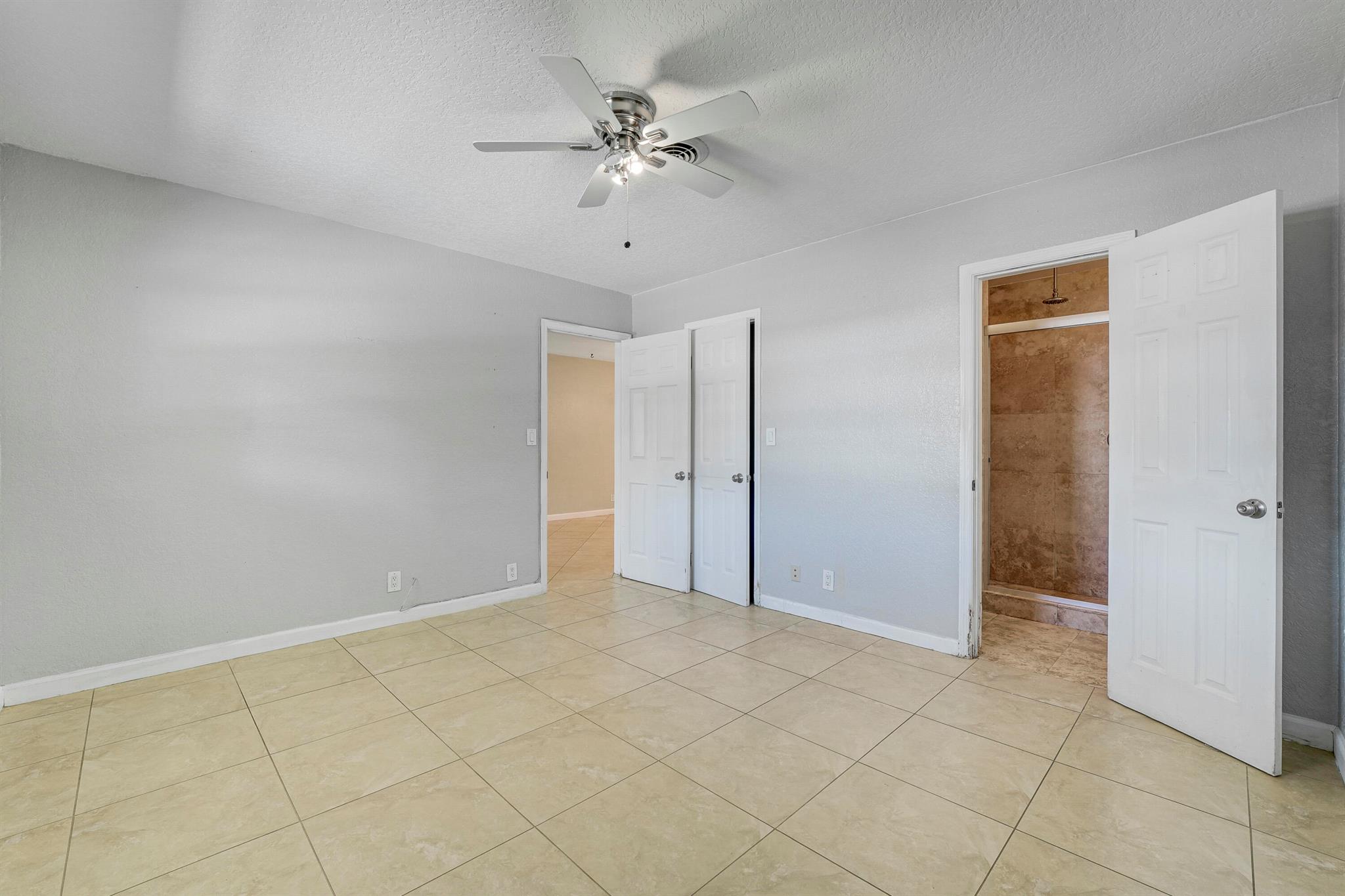 RIDGEWOOD HOMES - Residential