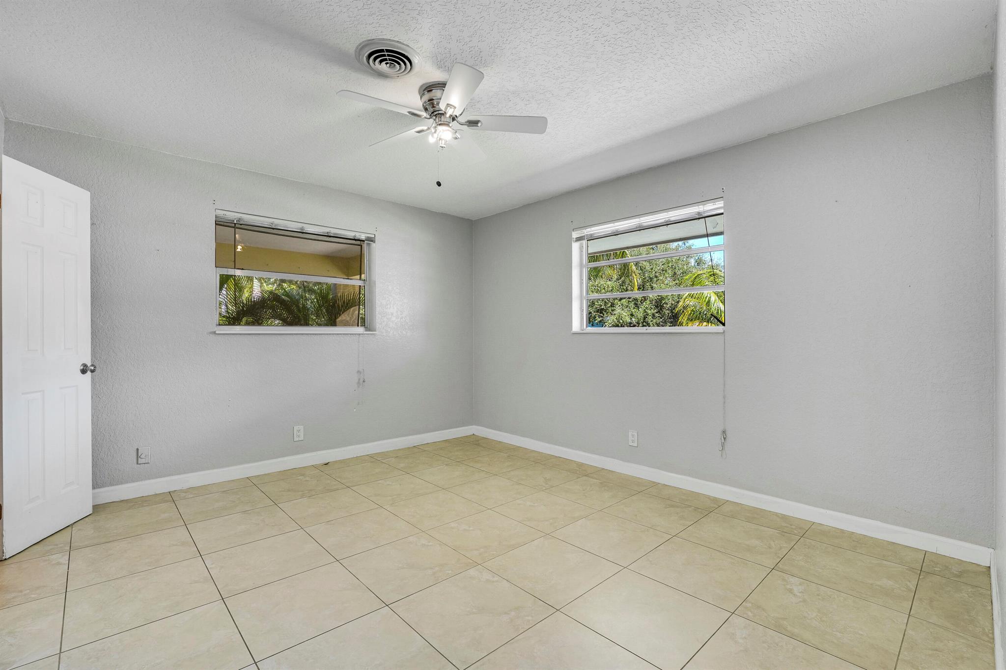 RIDGEWOOD HOMES - Residential