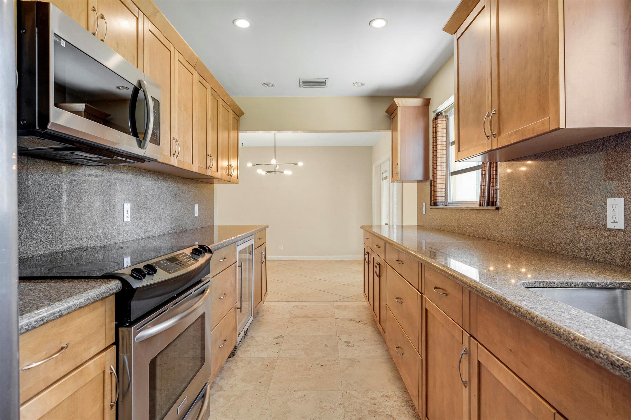 RIDGEWOOD HOMES - Residential
