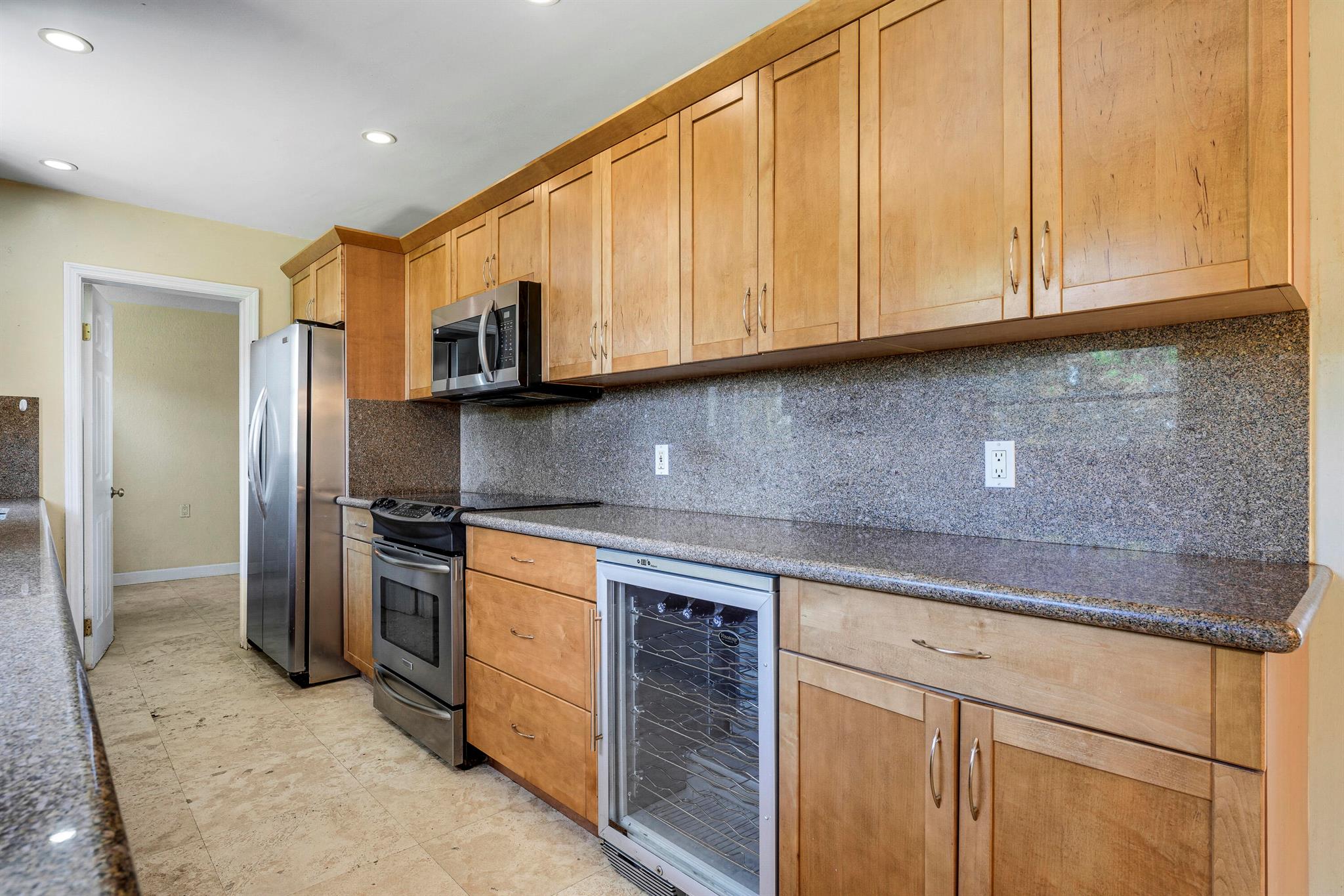RIDGEWOOD HOMES - Residential
