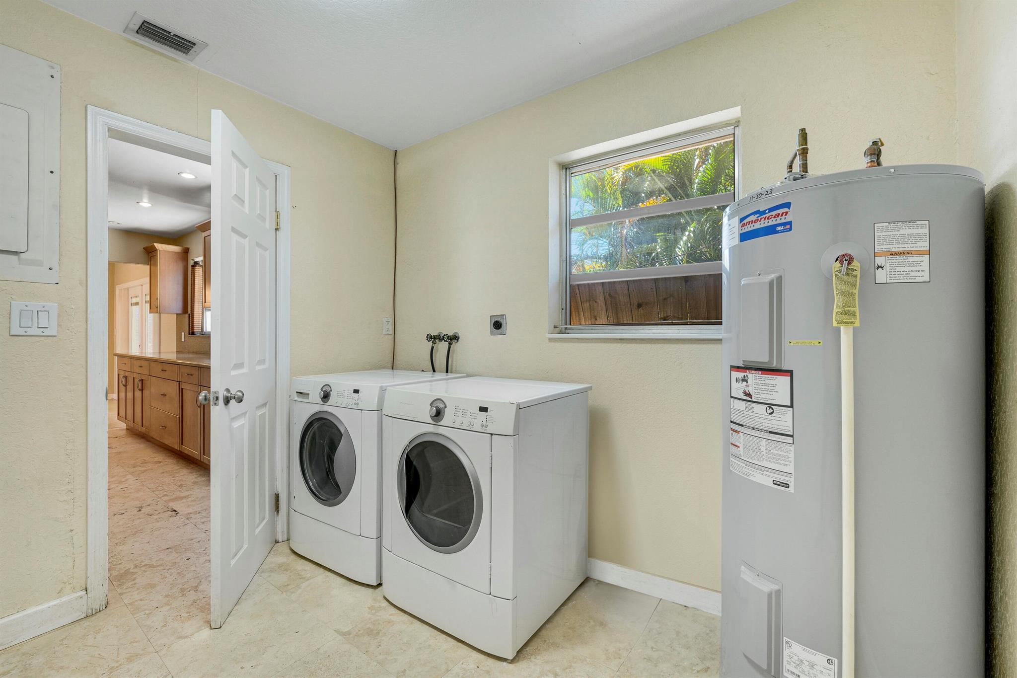RIDGEWOOD HOMES - Residential