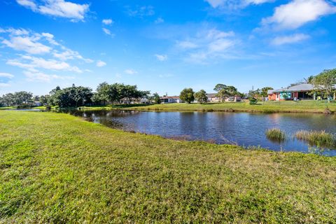 A home in Port St Lucie