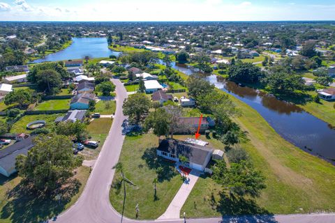 A home in Port St Lucie