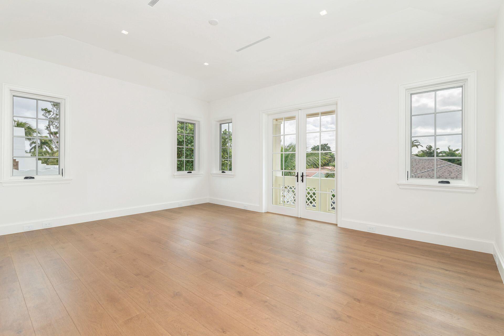 MIRAMAR SHORES IN - Residential