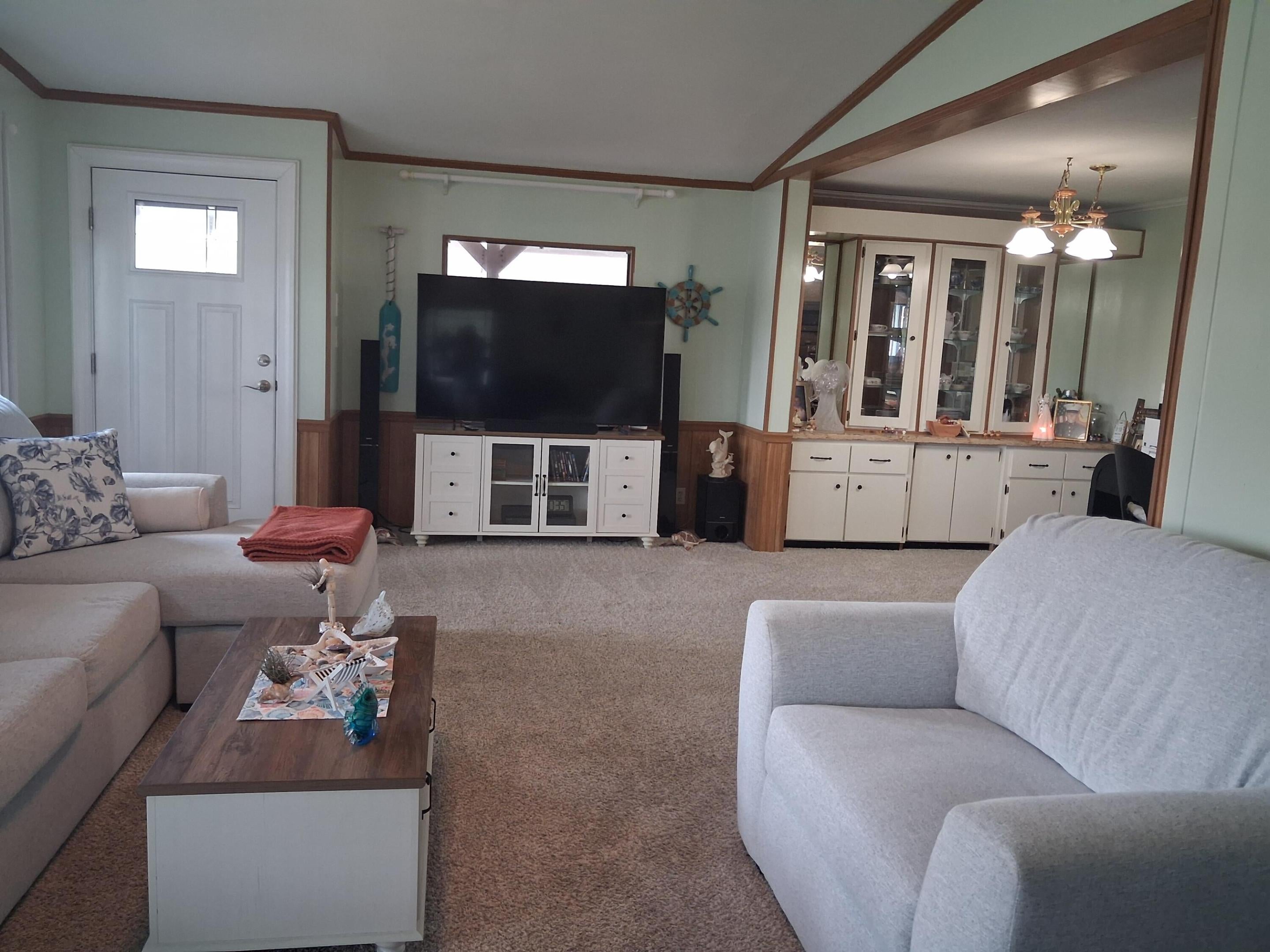 8202 Caper Lane 8202