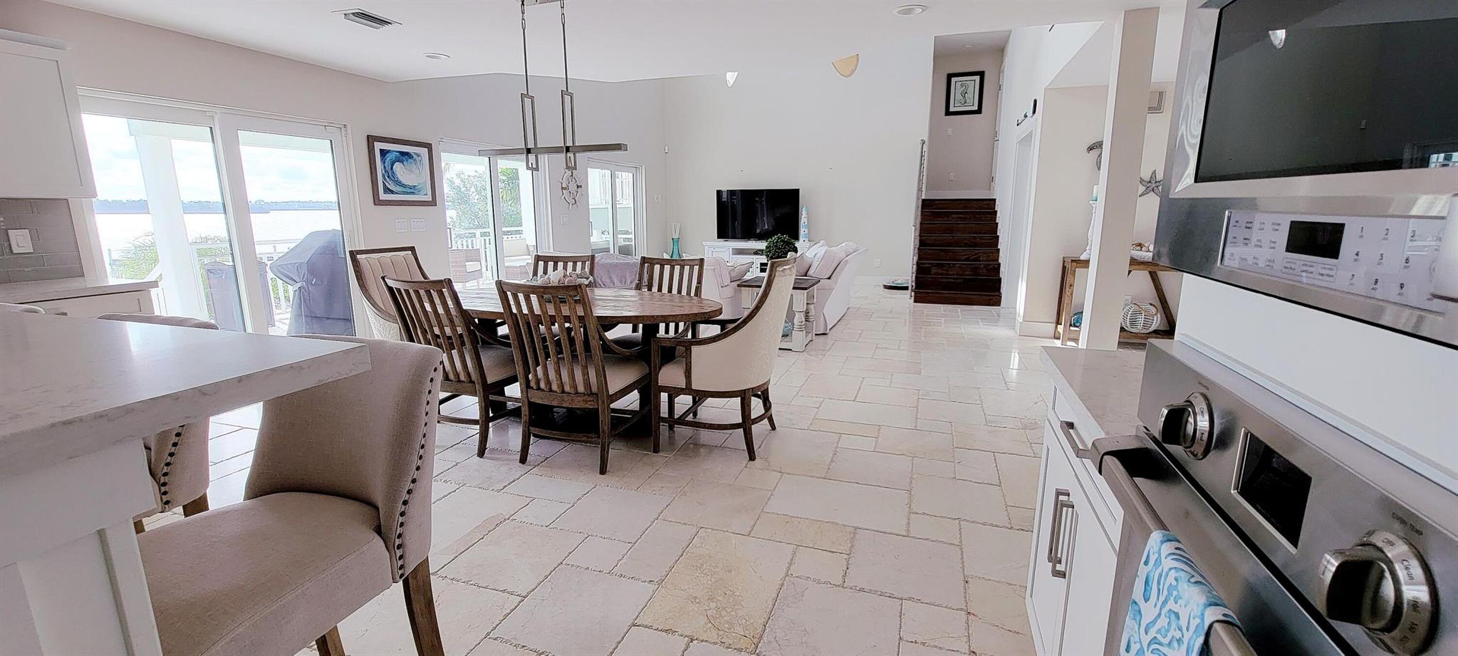 Stirrup Key - Residential