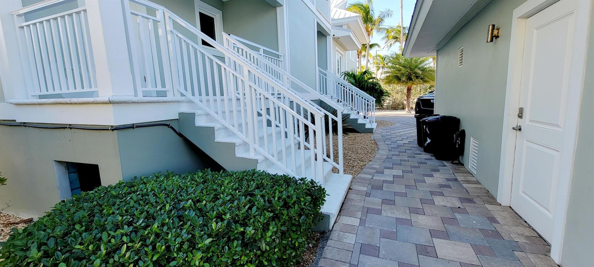 Stirrup Key - Residential